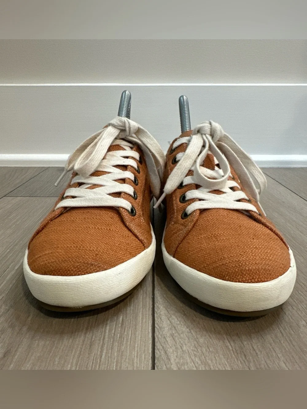 Taos Womens Size 6 Star Adobe Hemp Burnt Orange Sneakers Lace Up Autumn